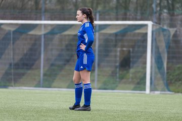 Bild 370 - F SSC Hagen Ahrensburg - SV Frisia Risum-Lindholm : Ergebnis: 1:2